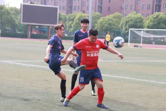 卡鲁索称赞杰威的坚韧与家庭教育